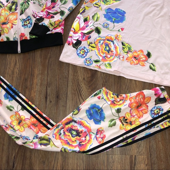 *SOLD* Adidas Floralita Bundle Jacket Legging Tee - Picture 11 of 16